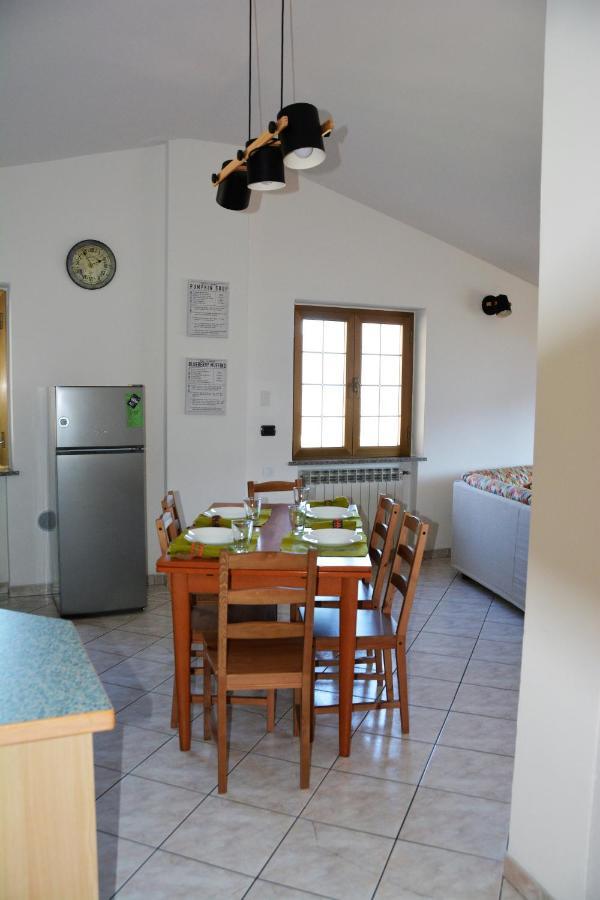 Villa A. F.Antastic V.Iew à Costa Volpino Extérieur photo