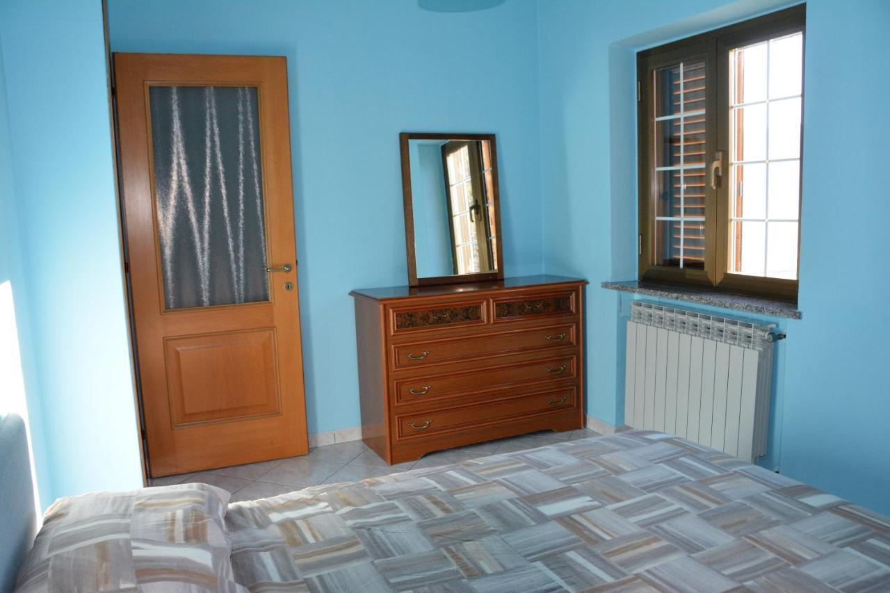 Villa A. F.Antastic V.Iew à Costa Volpino Extérieur photo